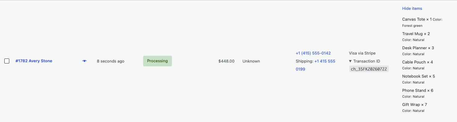 Native WooCommerce Orders row with the expanded Purchased Items column